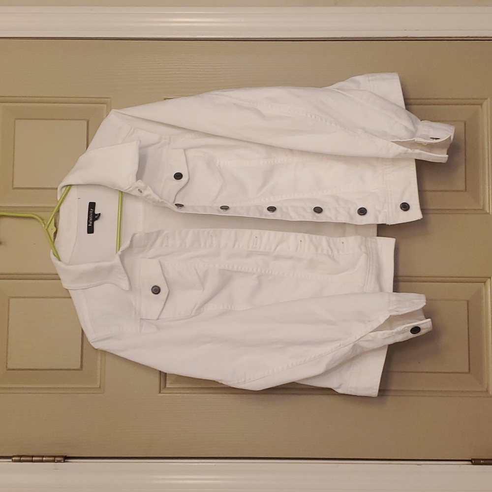 Relativity white 1X Jean jacket